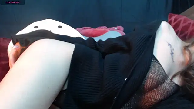  minji bae online show from January 11, 2025, 7:38 pm