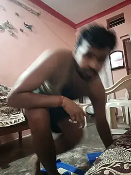 Snapshot of MeFeellove chatting on October 25, 2025, 7:19 pm MeFeellove online show from October 25, 2025, 7:19 pm