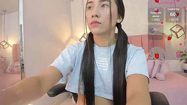 SUNNYCYRUS online show from March 8, 2025, 12:30 pm