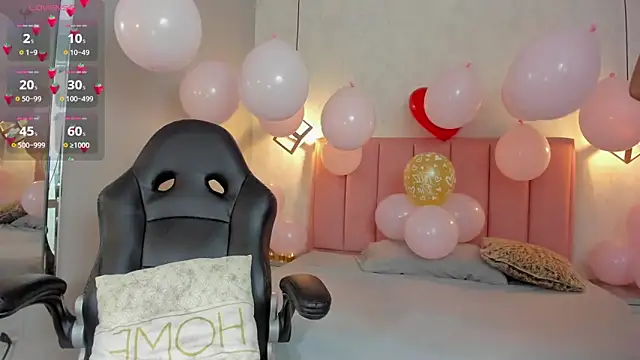 SUNNYCYRUS online show from February 14, 2026, 1:19 pm