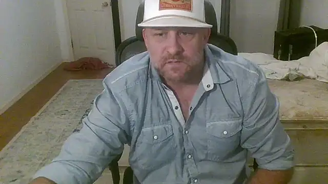 Snapshot of poundyouout69 chatting on March 18, 2025, 4:37 am poundyouout69 online show from March 18, 2025, 4:37 am