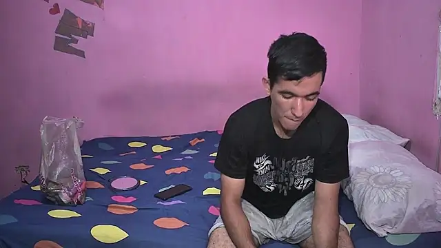 Sweetiefoxxx online show from April 9, 2026, 6:57 pm