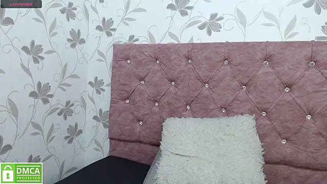 Susy thomson online show from February 23, 2025, 2:29 am