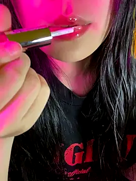 minmin2kk5 online show from November 29, 2025, 5:54 am