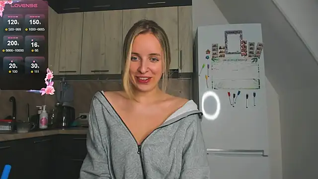 Snapshot of violet_blue_eyes chatting on February 1, 2025, 2:24 pm violet blue eyes online show from February 1, 2025, 2:24 pm