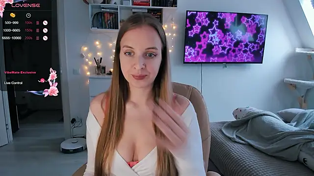 violet blue eyes online show from February 4, 2026, 11:27 am