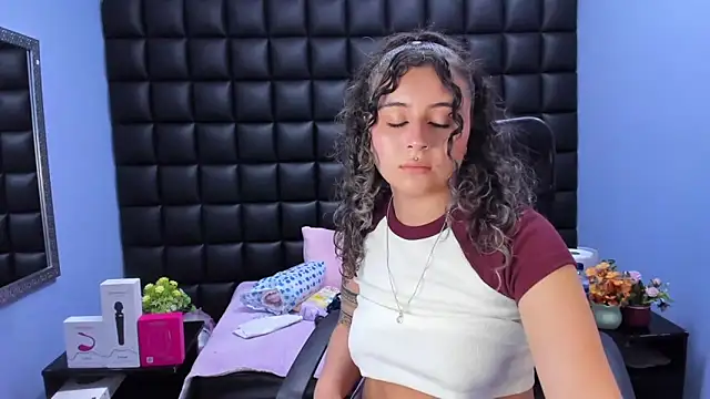 celeste blue69 online show from February 11, 2026, 4:06 am