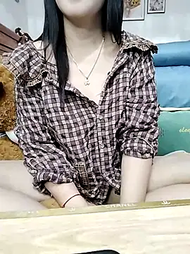 Snapshot of cream1299 chatting on February 16, 2025, 11:05 am cream1299 online show from February 16, 2025, 11:05 am