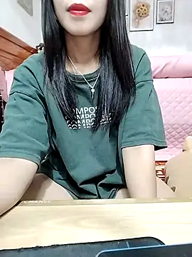 Snapshot of cream1299 chatting on September 10, 2025, 1:22 pm cream1299 online show from September 10, 2025, 1:22 pm
