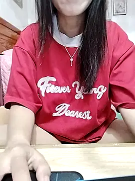 Snapshot of cream1299 chatting on October 7, 2025, 11:46 pm cream1299 online show from October 7, 2025, 11:46 pm