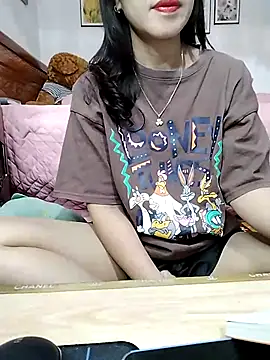 cream1299 online show from October 30, 2025, 8:20 pm