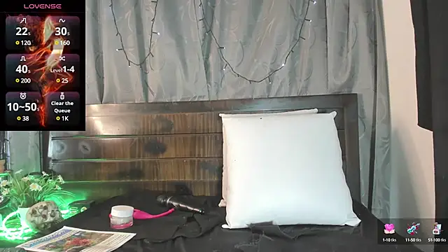 Snapshot of eva1saenz chatting on December 5, 2024, 8:44 pm eva1saenz online show from December 5, 2024, 8:44 pm