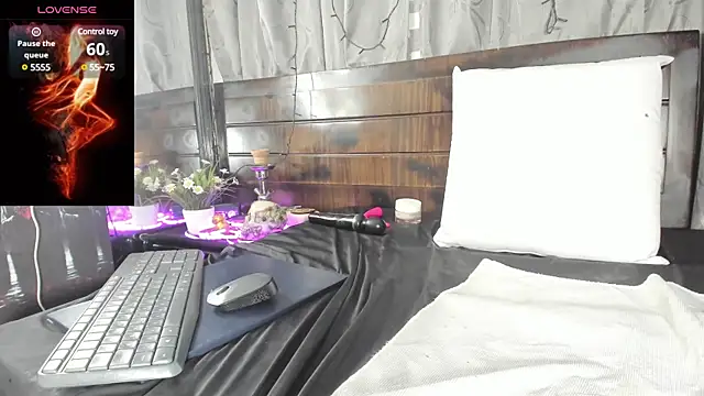 Snapshot of eva1saenz chatting on February 26, 2025, 11:59 pm eva1saenz online show from February 26, 2025, 11:59 pm