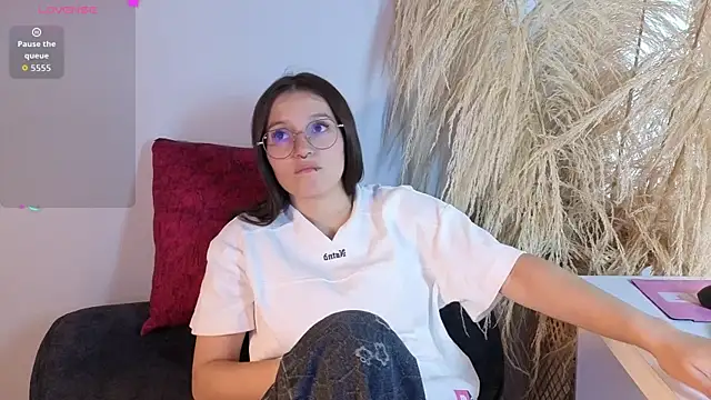 Elecktra sweet online show from March 26, 2026, 7:41 pm