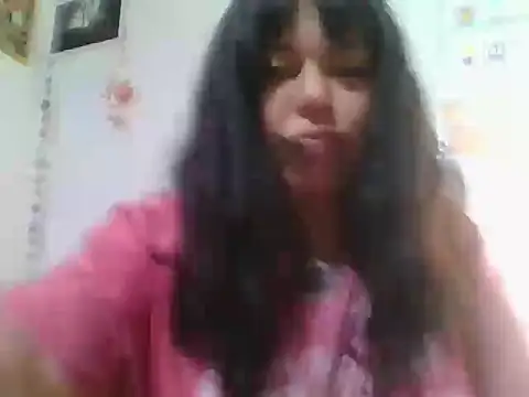 scarletttlove online show from June 30, 2026, 1:28 am
