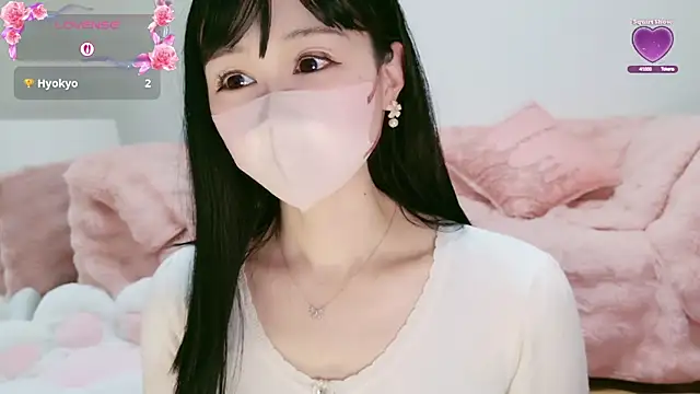 aaanyan online show from April 13, 2026, 6:08 am