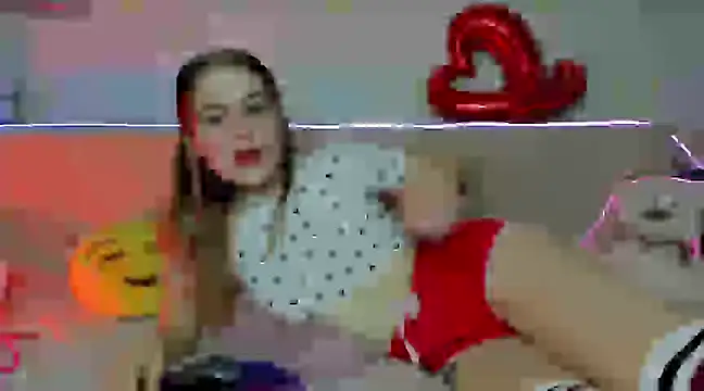 Snapshot of EliLynch chatting on February 15, 2025, 5:50 pm EliLynch online show from February 15, 2025, 5:50 pm