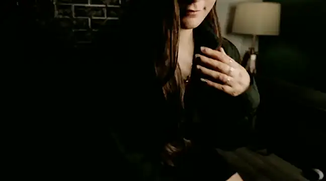 Snapshot of demieliss chatting on February 27, 2025, 5:58 pm demieliss online show from February 27, 2025, 5:58 pm