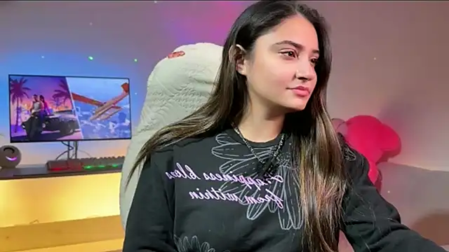 Snapshot of demieliss chatting on January 12, 2026, 6:46 pm demieliss online show from January 12, 2026, 6:46 pm