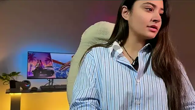 Snapshot of demieliss chatting on January 13, 2026, 6:46 pm demieliss online show from January 13, 2026, 6:46 pm