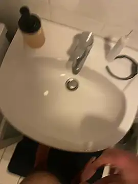 Banana Boy online show from December 19, 2024, 5:18 pm