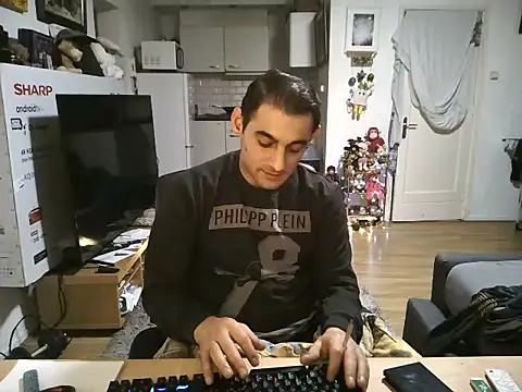 mihaimichael online show from December 19, 2025, 12:28 am