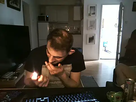 mihaimichael online show from May 3, 2026, 10:54 am
