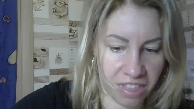 TherestlessKitty online show from December 30, 2024, 6:20 am