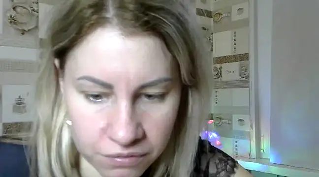 TherestlessKitty online show from January 5, 2025, 9:37 am