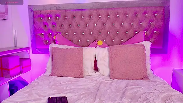 Tayzon Foxxx online show from January 8, 2026, 12:18 pm