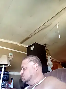 Snapshot of tjmacksjr chatting on March 19, 2025, 6:23 pm tjmacksjr online show from March 19, 2025, 6:23 pm