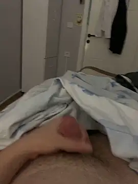 Snapshot of Erenn34 chatting on September 19, 2025, 9:59 pm Erenn34 online show from September 19, 2025, 9:59 pm