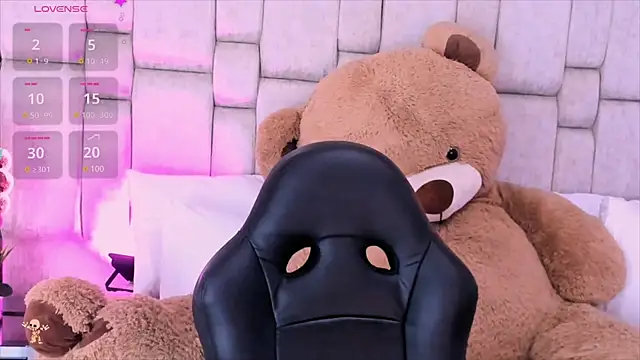 Marilyn-Cooper online show from December 10, 2024, 7:05 am