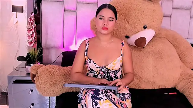 Marilyn-Cooper online show from December 15, 2024, 7:24 am