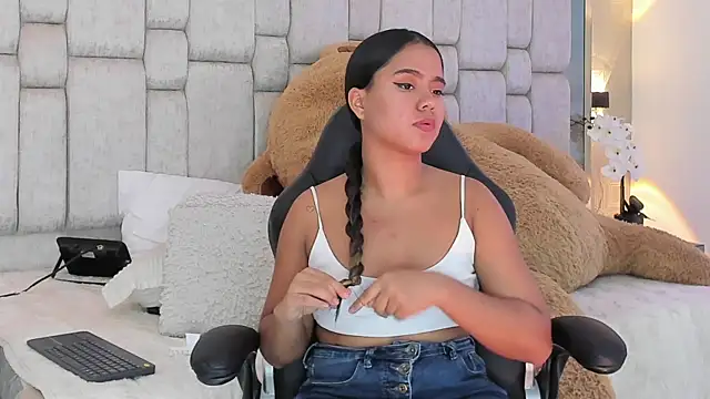 Marilyn-Cooper online show from February 23, 2025, 7:33 am