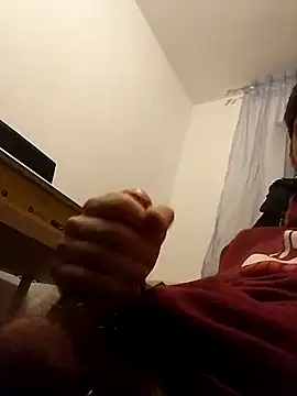 Snapshot of kevcore96 chatting on February 5, 2025, 6:04 pm kevcore96 online show from February 5, 2025, 6:04 pm