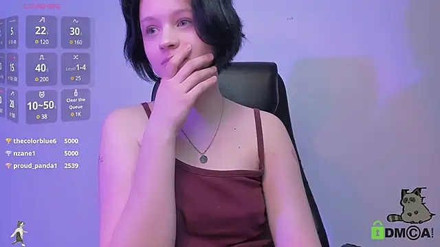 Snapshot of Alina_Mills chatting on December 9, 2024, 7:50 pm Alina Mills online show from December 9, 2024, 7:50 pm