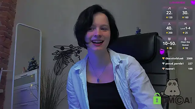 Snapshot of Alina_Mills chatting on December 18, 2024, 8:03 pm Alina Mills online show from December 18, 2024, 8:03 pm