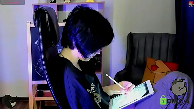 Snapshot of Alina_Mills chatting on January 3, 2025, 2:08 pm Alina Mills online show from January 3, 2025, 2:08 pm