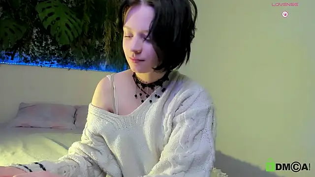 Snapshot of Alina_Mills chatting on February 14, 2025, 2:23 pm Alina Mills online show from February 14, 2025, 2:23 pm