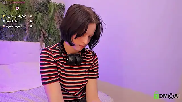 Snapshot of Alina_Mills chatting on February 26, 2025, 2:36 pm Alina Mills online show from February 26, 2025, 2:36 pm