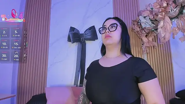 juicy led  online show from December 18, 2025, 11:16 am