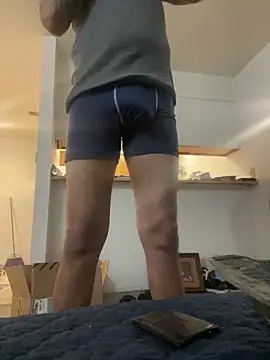 Snapshot of freakzmexx chatting on February 11, 2025, 2:46 am freakzmexx online show from February 11, 2025, 2:46 am