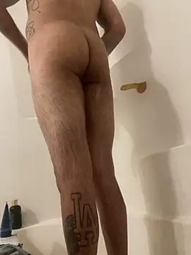 Snapshot of freakzmexx chatting on March 9, 2025, 6:32 pm freakzmexx online show from March 9, 2025, 6:32 pm