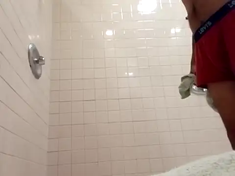 freakzmexx online show from November 12, 2025, 3:56 pm