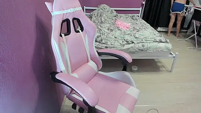 Lika8234 online show from October 31, 2025, 12:44 am