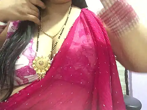 Snapshot of Desi_bhabhiii chatting on February 19, 2025, 6:00 am Desi bhabhiii online show from February 19, 2025, 6:00 am