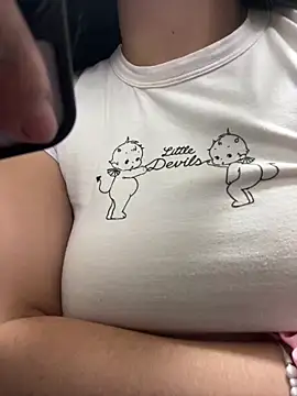  luna torres online show from February 21, 2026, 1:01 pm