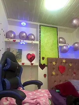  luna torres online show from March 2, 2026, 12:45 pm