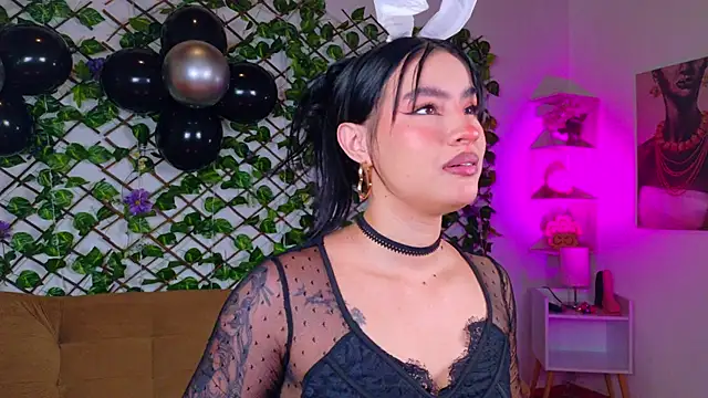 melody cute10 online show from April 5, 2026, 1:41 pm